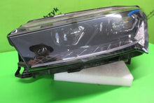 Load image into Gallery viewer, Frontscheinwerfer Skoda Enyaq IV 5LB941015A LED Links Scheinwerfer Headlight SCH9565455091ge