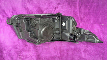 Laden Sie das Bild in den Galerie-Viewer, Frontscheinwerfer Land Rover Range Evoque GJ32-13W030 LED Links Headlight SCH3042705415cp