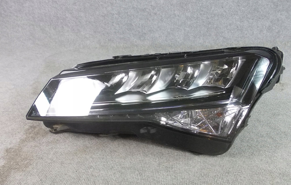 Frontscheinwerfer Skoda Superb III 3V1941015C Full LED Links Headlight