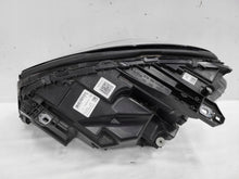 Laden Sie das Bild in den Galerie-Viewer, Frontscheinwerfer Mercedes-Benz Gla A1569067000 Full LED Rechts Headlight SCH6956672111eq