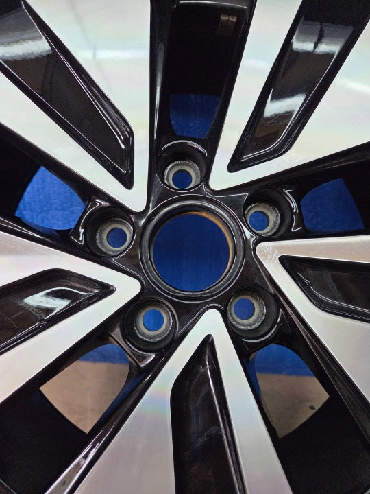 1x Alufelge 17 Zoll 7.0" 5x112 Glanz 2GA601025AR VW T-Roc Rim Wheel FEL2805878225hb