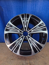 Laden Sie das Bild in den Galerie-Viewer, 1x Alufelge 18 Zoll 5x112 A2144012200 Mercedes-Benz Rim Wheel FEL5496964324ql