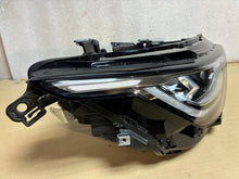 Load image into Gallery viewer, Frontscheinwerfer VW Golf VIII I 5H1941005A 5H1941006A Full LED Ein Satz SCH7507431690xw