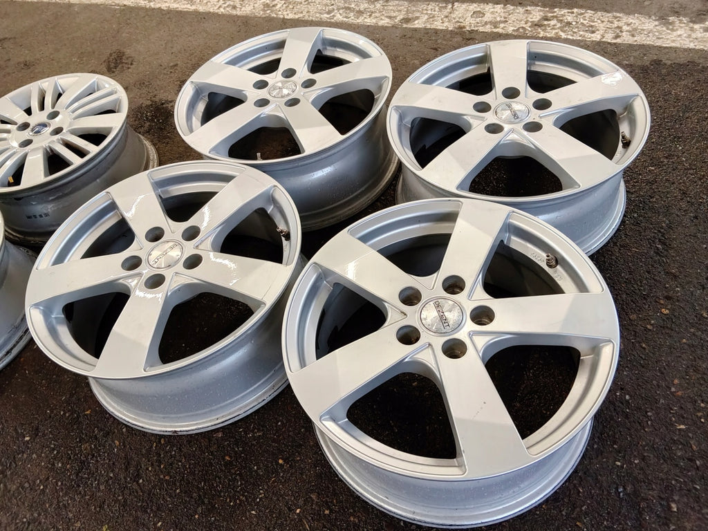 4x Alufelge 17 Zoll 7.0" 5x114.3 48ET Glanz Silber KBA49295 Hyundai I Z 4 FEL6735518517rw