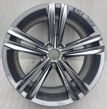 Laden Sie das Bild in den Galerie-Viewer, 1x Alufelge 19 Zoll 8.5&quot; 5x112 38ET 5NA601025E VW Tiguan Rim Wheel