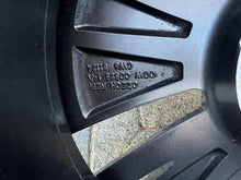 Laden Sie das Bild in den Galerie-Viewer, 1x Alufelge 19 Zoll 8.0" 5x112 45ET Glanz Silber 5LA601025A Skoda Enyaq FEL1005896518jk