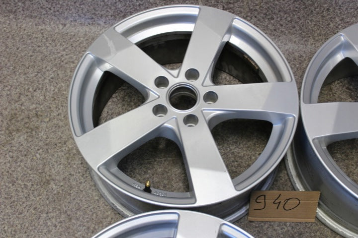 4x Alufelge 17 Zoll 7.5" 5x112 40ET Silber Audi I Rim Wheel FEL8788601548ua