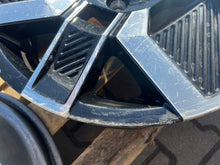 Load image into Gallery viewer, 1x Alufelge 18 Zoll 403008515R Renault E-Tech Rim Wheel FEL9249908051rp