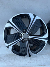 Load image into Gallery viewer, 1x Alufelge 16 Zoll 6.5&quot; 5x114.3 40ET 52910-CR200 Kia Xceed Rim Wheel