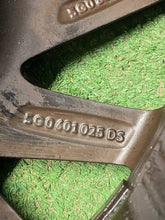 Load image into Gallery viewer, 1x Alufelge 16 Zoll 5x112 46ET 5G0601025DS VW Golf Vii Rim Wheel FEL3944665826ms