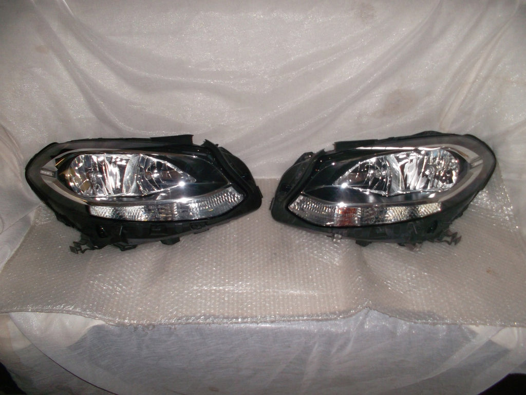 Frontscheinwerfer Mercedes-Benz W246 A2468205361 A2468205461 Rechts oder Links SCH8939690408ib