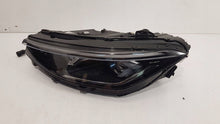 Laden Sie das Bild in den Galerie-Viewer, Frontscheinwerfer VW Passat 3J1941035 Links Scheinwerfer Headlight SCH9011639209zk