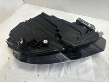 Load image into Gallery viewer, Frontscheinwerfer Audi A6 4K0941033 1EX01337601 Links Scheinwerfer Headlight
