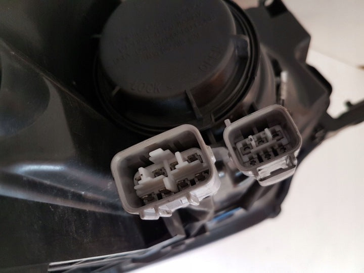 Frontscheinwerfer Mitsubishi Outlander I 8301C199 Links Scheinwerfer Headlight SCH4265940076tx