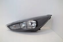 Laden Sie das Bild in den Galerie-Viewer, Frontscheinwerfer Ford Focus Links Scheinwerfer Headlight