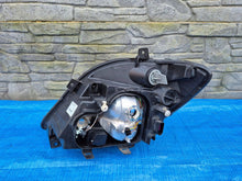 Laden Sie das Bild in den Galerie-Viewer, Frontscheinwerfer Mercedes-Benz Sprinter A9068200261 Rechts Headlight SCH1854984325uo