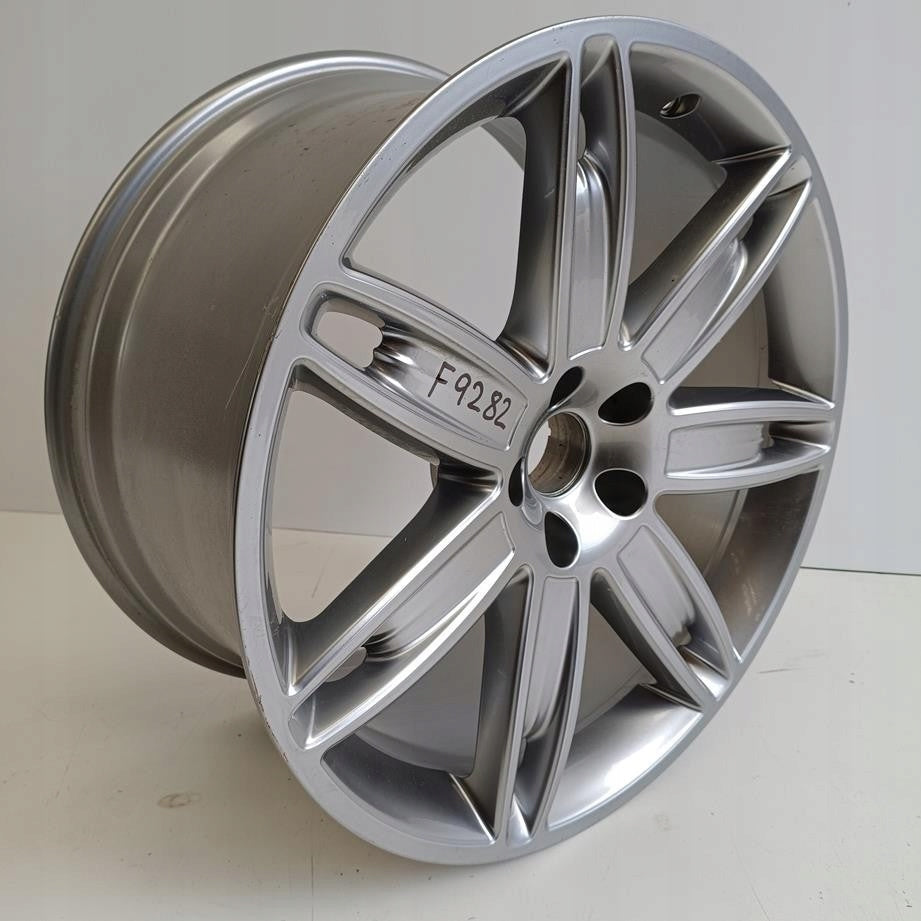 1x Alufelge 20 Zoll 10.5" 5x114.3 45ET Glanz Silber 670010623 Maserati Ghibli FEL2065809592ee