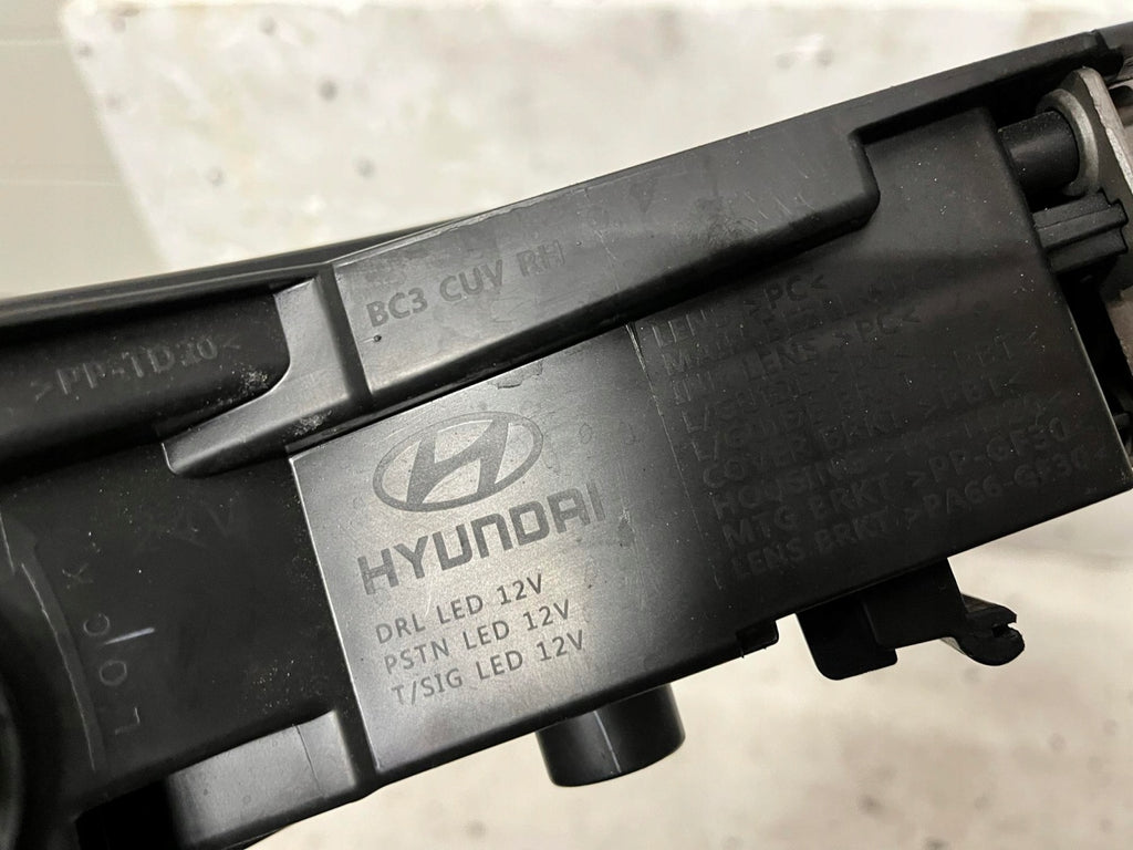 Frontscheinwerfer Hyundai Bayon 92208Q0500 Rechts Scheinwerfer Headlight SCH7479674219ns