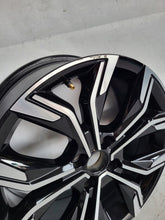 Laden Sie das Bild in den Galerie-Viewer, 1x Alufelge 17 Zoll 7.0&quot; 4x114.3 403002479R Renault Clio Iv Rim Wheel