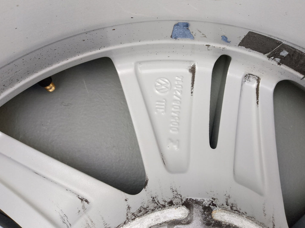 1x Alufelge 16 Zoll 7.0" 5x112 48ET 5H0601025 VW Golf Viii Rim Wheel