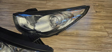 Laden Sie das Bild in den Galerie-Viewer, Frontscheinwerfer Hyundai Ix35 Ein Satz Scheinwerfer Headlight SCH4454296377pm
