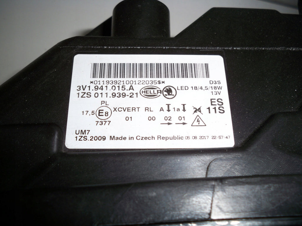 Frontscheinwerfer Skoda Superb III 3V1941015A LED Links Scheinwerfer Headlight