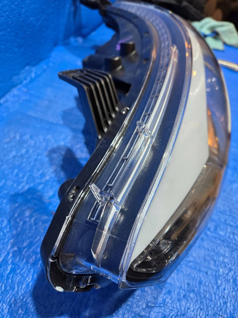 Frontscheinwerfer Hyundai I20 II 92101-C8100 Links Scheinwerfer Headlight SCH3410040208dg