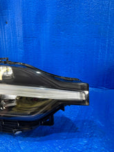 Laden Sie das Bild in den Galerie-Viewer, Frontscheinwerfer Volvo Xc60 II 32404710 Rechts Scheinwerfer Headlight SCH4619850904zp