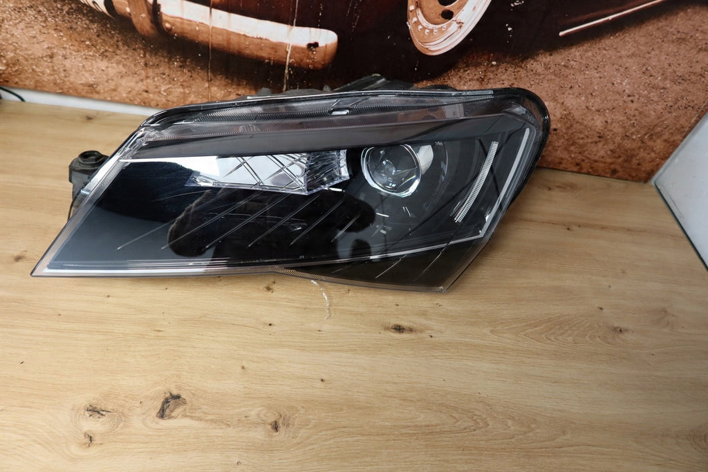 Frontscheinwerfer Skoda Superb III 3V1941015 Xenon Links Scheinwerfer Headlight