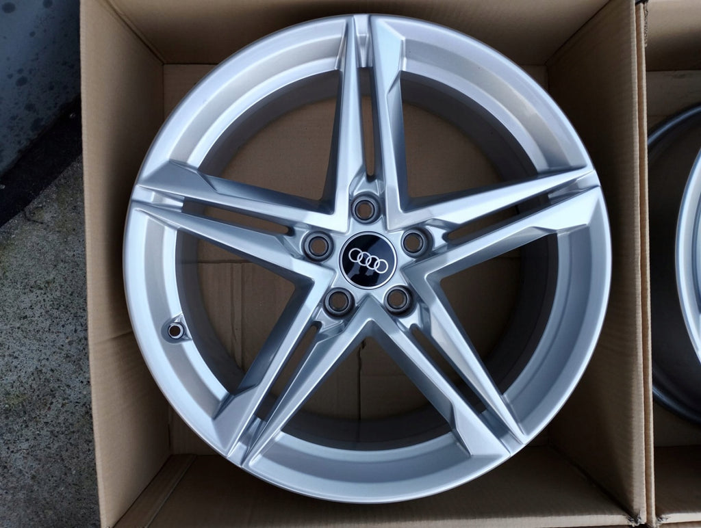 4x Alufelge 18 Zoll 8.0" 5x112 40ET Glanz Silber 8W0601025HM Audi B8 Rim Wheel FEL8877621225nu