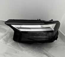 Laden Sie das Bild in den Galerie-Viewer, Frontscheinwerfer Audi E-Tron 89A941033 Links Scheinwerfer Headlight