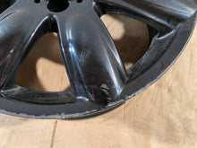 Laden Sie das Bild in den Galerie-Viewer, 1x Alufelge 17 Zoll 7.0" 5x112 47ET Glanz Schwarz 6856059 Mini Clubman F54 FEL3894916221ui