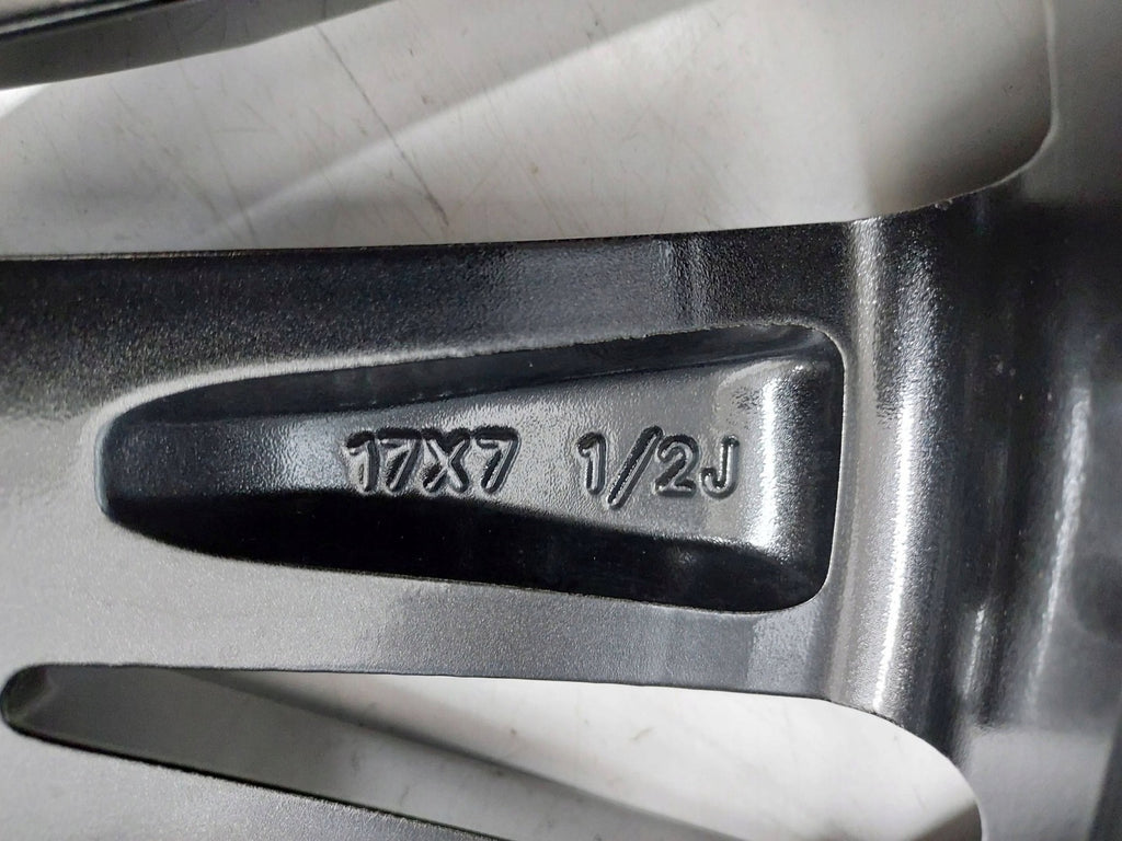 1x Alufelge 17 Zoll SPP12965 Toyota Corolla Rim Wheel