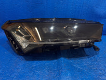 Laden Sie das Bild in den Galerie-Viewer, Frontscheinwerfer Skoda Enyaq 5LB941016B Rechts Scheinwerfer Headlight SCH8077544904pm