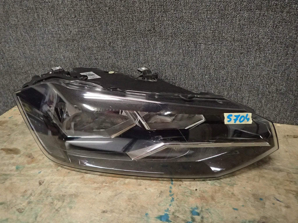 Frontscheinwerfer VW Polo 2G1941006 Rechts Scheinwerfer Headlight