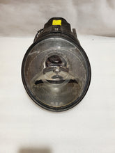 Laden Sie das Bild in den Galerie-Viewer, Frontscheinwerfer Mazda 911 993 Carrera 99363103100 Rechts Headlight