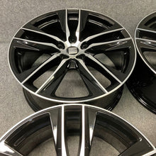 Load image into Gallery viewer, 4x Alufelge 19 Zoll 8.0" 5x112 50ET Glanz Schwarz 5F0601025AC Seat Leon FEL1856940530ie