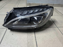 Laden Sie das Bild in den Galerie-Viewer, Frontscheinwerfer Mercedes-Benz W205 A205 A2059063703 030128423306 Links SCH8938297424wi