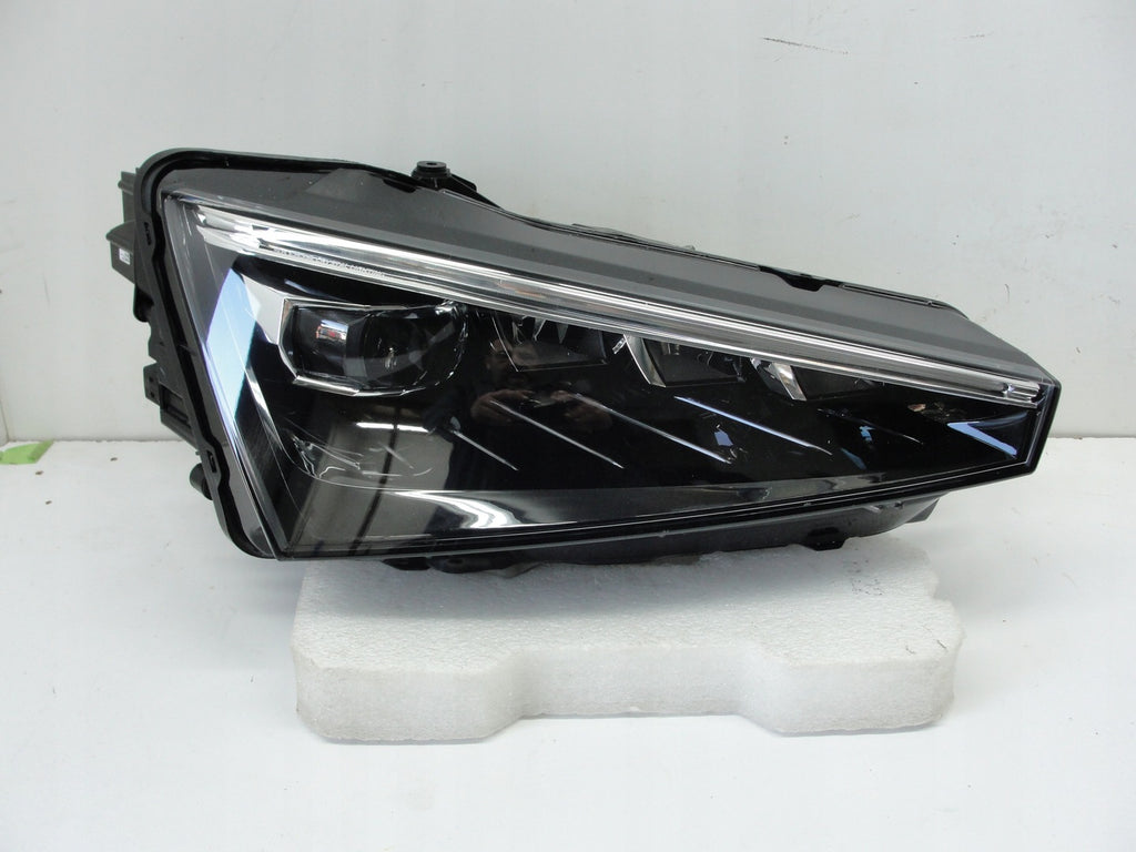 Frontscheinwerfer Skoda Scala 657941016A LED Rechts Scheinwerfer Headlight SCH1821693996wp