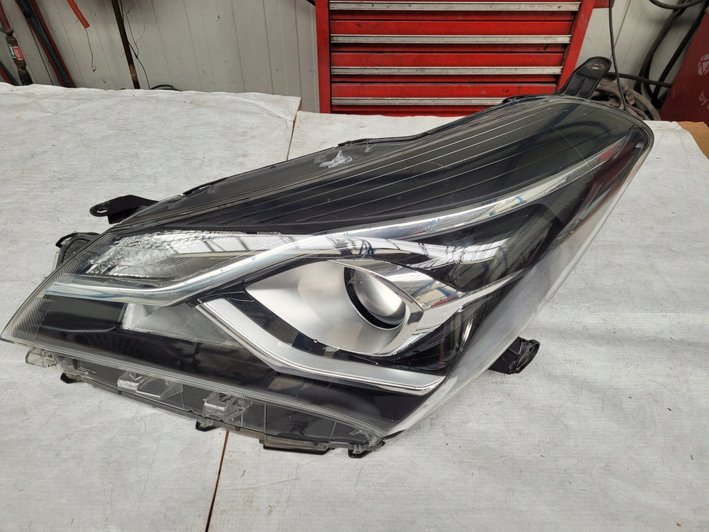 Frontscheinwerfer Toyota Yaris Links Scheinwerfer Headlight SCH7992603403au