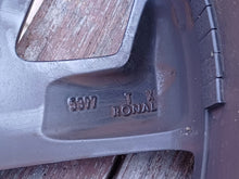 Load image into Gallery viewer, 1x Alufelge 19 Zoll 7.5" 5x114.3 51ET Glanz 52910N7750 Hyundai I Rim Wheel FEL3501761205re