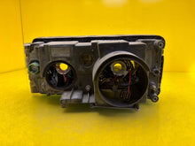 Load image into Gallery viewer, Frontscheinwerfer Iveco I Xenon Rechts Scheinwerfer Headlight SCH7797516380oj