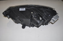 Laden Sie das Bild in den Galerie-Viewer, Frontscheinwerfer Seat Ateca 576941008F 576941007D Full LED Rechts oder Links
