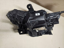 Laden Sie das Bild in den Galerie-Viewer, Frontscheinwerfer Renault Clio I V 260100902R Rechts Scheinwerfer Headlight SCH7251642201hd