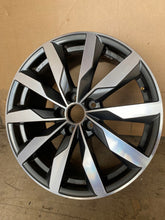 Load image into Gallery viewer, 1x Alufelge 18 Zoll 8.0&quot; 4x112 40ET 8W0601025FJ Audi A4 B9 Rim Wheel