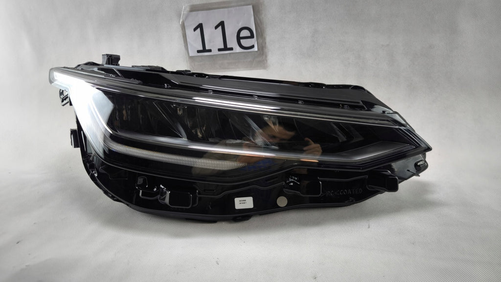 Frontscheinwerfer VW Golf VIII 5H1941006A LED Rechts Scheinwerfer Headlight SCH6282282218lx