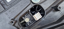 Laden Sie das Bild in den Galerie-Viewer, Frontscheinwerfer BMW 2 Active U06 5A42247-08 Links Scheinwerfer Headlight SCH5028947958ed