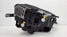 Laden Sie das Bild in den Galerie-Viewer, Frontscheinwerfer VW Taigo 2G7941035 LED Links Scheinwerfer Headlight SCH7608341145cd