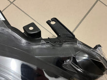 Load image into Gallery viewer, Frontscheinwerfer Toyota Yaris Cross 0D-310 LED Ein Stück (Rechts oder Links) SCH7163100723ws