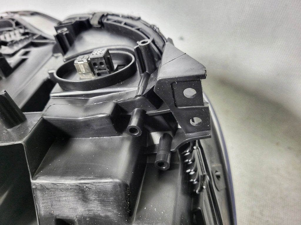 Frontscheinwerfer Mercedes-Benz W204 A2048204339 Xenon Links Headlight SCH9295304920ya